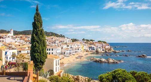 Article about Anthony Constantinou CEO CWM FX Defines Luxury Travel To Catalonia Spain